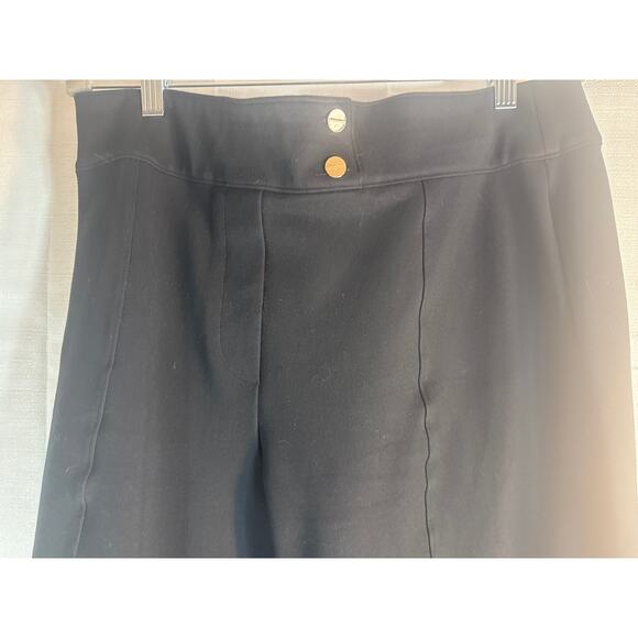Spanx Dressy black dress pant with faux buttons 1X - Picture 2 of 8